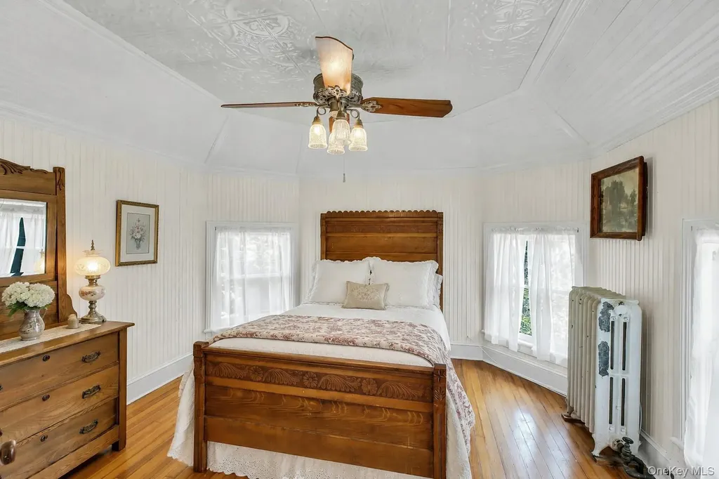 430 Montauk Highway East Moriches NY 11940