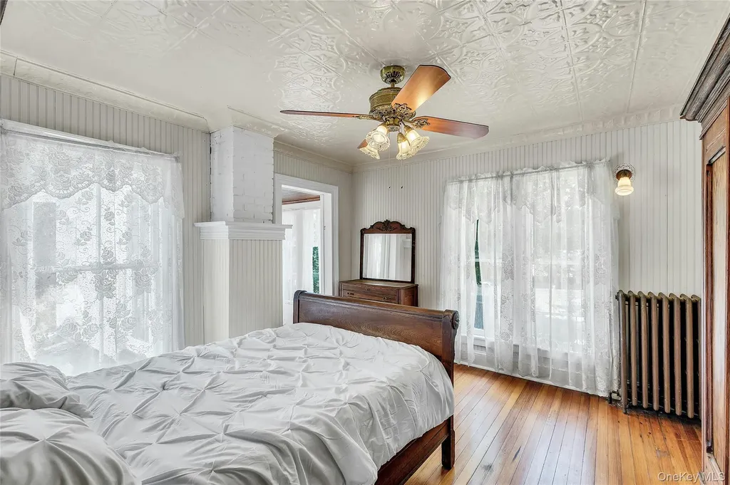 430 Montauk Highway East Moriches NY 11940