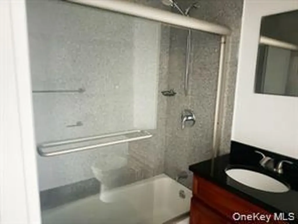 139 Grove Avenue Cedarhurst NY 11516