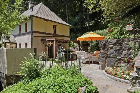 220 Mill River Road Chappaqua NY 10514