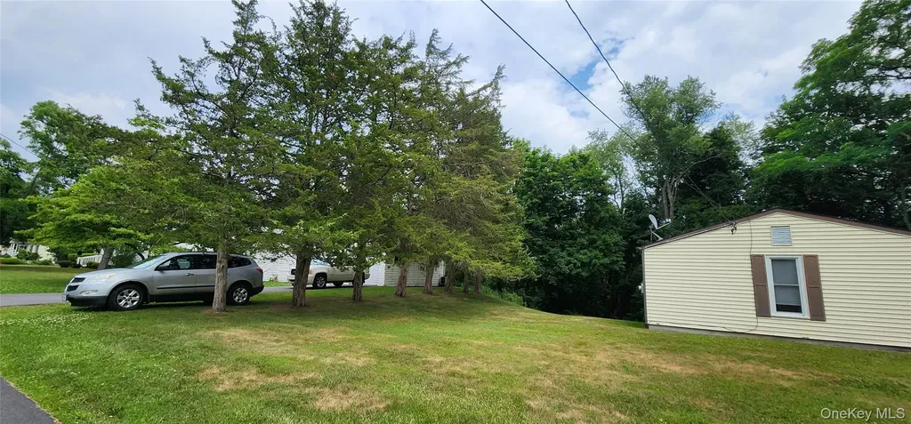 48 Gleason Boulevard Pleasant Valley NY 12569
