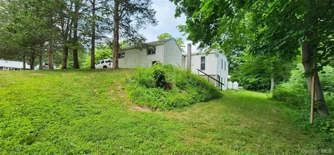 48 Gleason Boulevard Pleasant Valley NY 12569