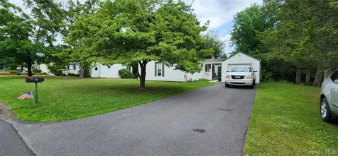 48 Gleason Boulevard Pleasant Valley NY 12569