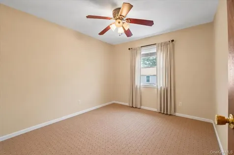 13 N Peach Street Bethpage NY 11714