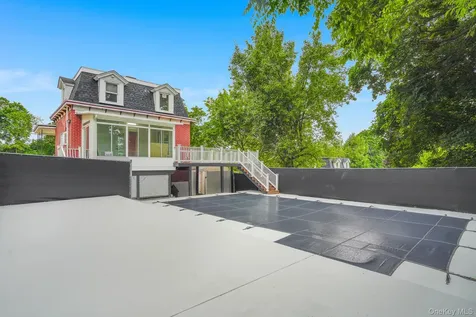 10 Robinson Street Beacon NY 12508
