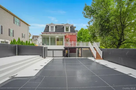 10 Robinson Street Beacon NY 12508
