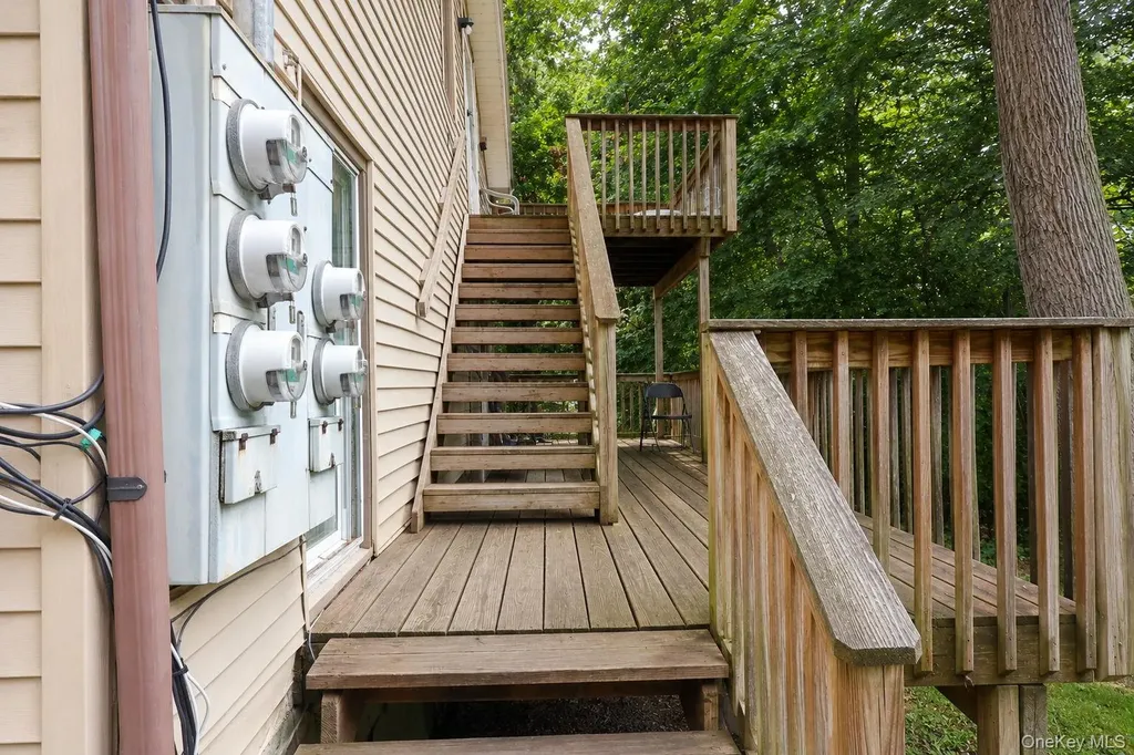 17 Clove Road Salisbury Mills NY 12577