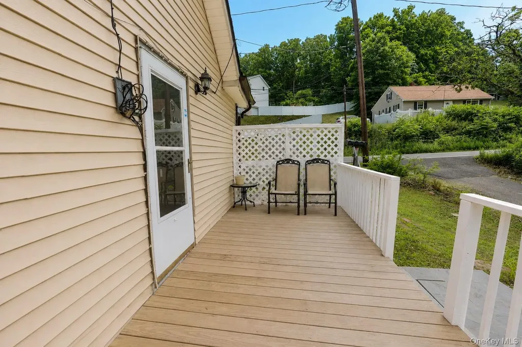 17 Clove Road Salisbury Mills NY 12577