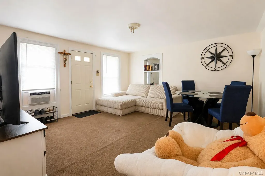 17 Clove Road Salisbury Mills NY 12577
