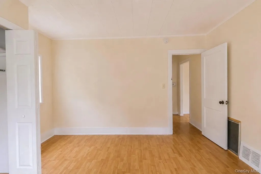 17 Clove Road Salisbury Mills NY 12577