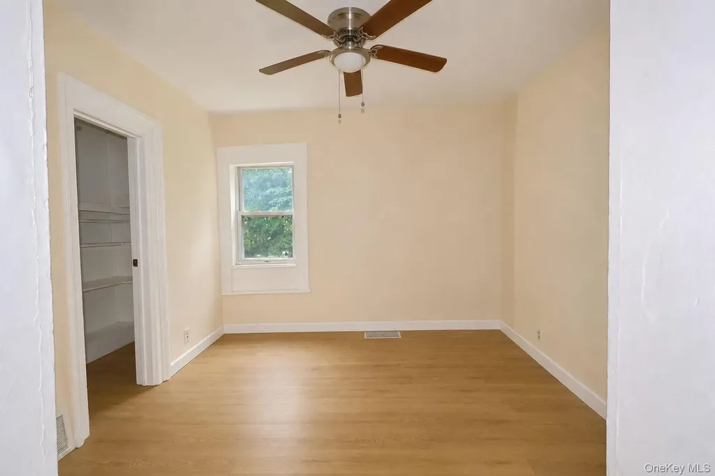 17 Clove Road Salisbury Mills NY 12577