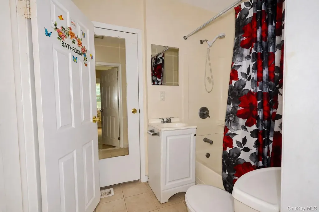 17 Clove Road Salisbury Mills NY 12577