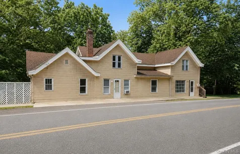 17 Clove Road Salisbury Mills NY 12577