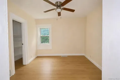 17 Clove Road Salisbury Mills NY 12577