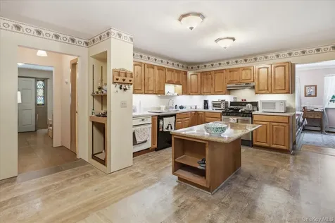 74 John Lane Manorville NY 11949