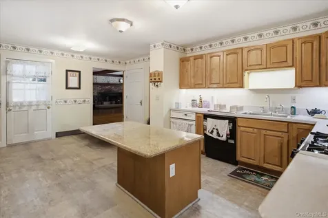 74 John Lane Manorville NY 11949