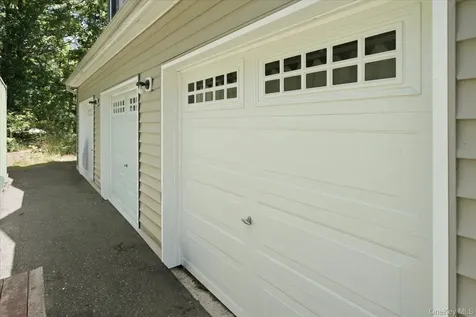 74 John Lane Manorville NY 11949