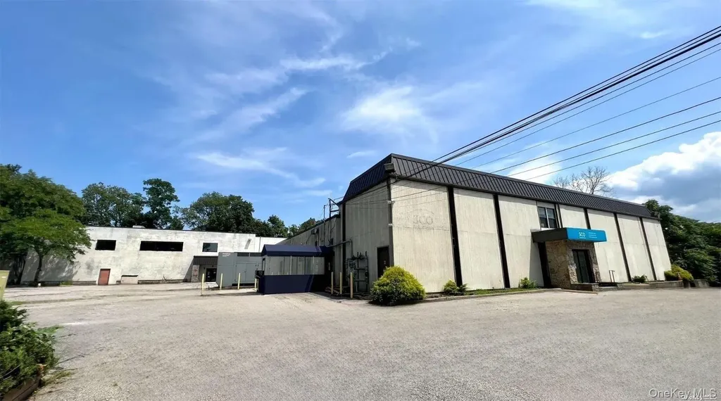 1 Alexander Place Glen Cove NY 11542