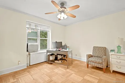 910 Stuart Avenue Mamaroneck NY 10543