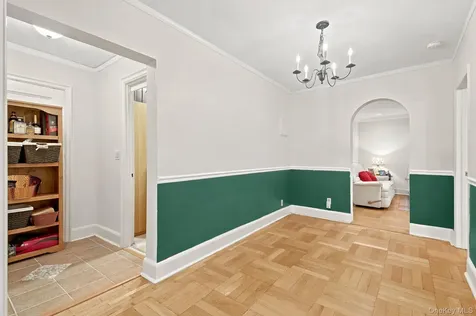 910 Stuart Avenue Mamaroneck NY 10543