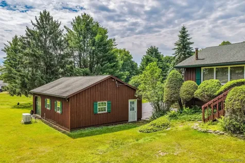 128 Hall Road Grahamsville NY 12740