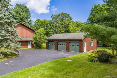 128 Hall Road Grahamsville NY 12740