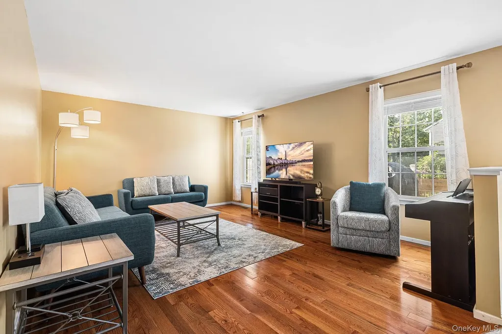 7 Woodfield Drive Washingtonville NY 10992