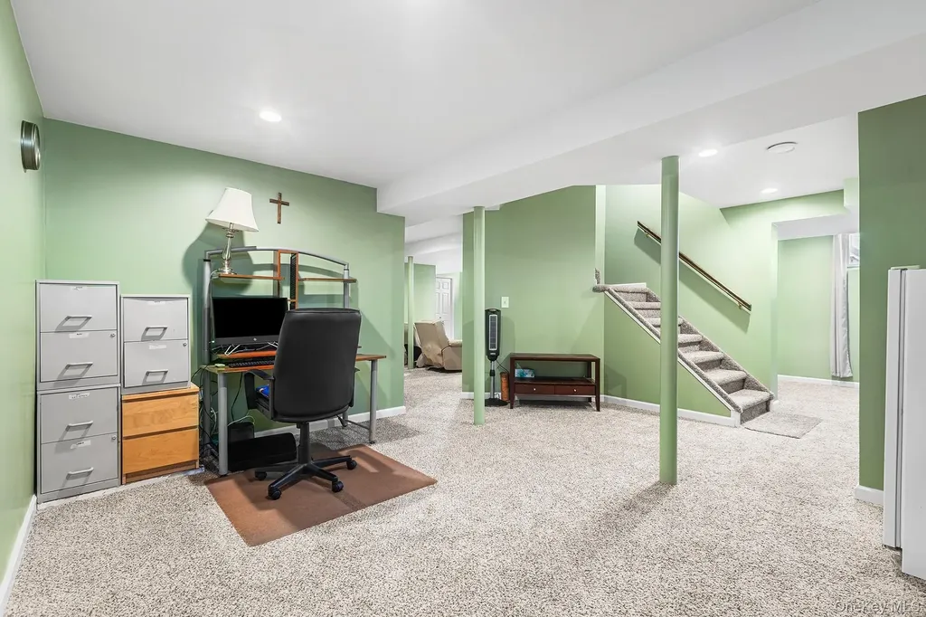 7 Woodfield Drive Washingtonville NY 10992