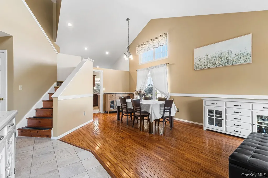 7 Woodfield Drive Washingtonville NY 10992