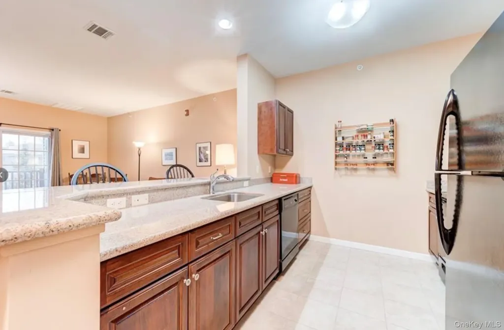 943 Tower Ridge Circle Middletown NY 10941