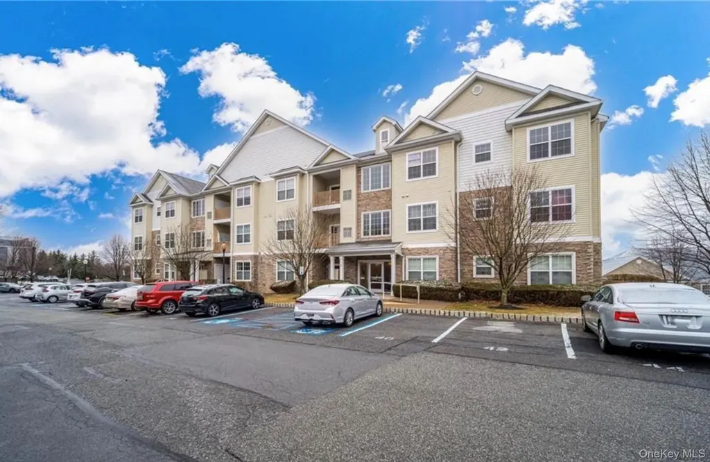 943 Tower Ridge Circle Middletown NY 10941