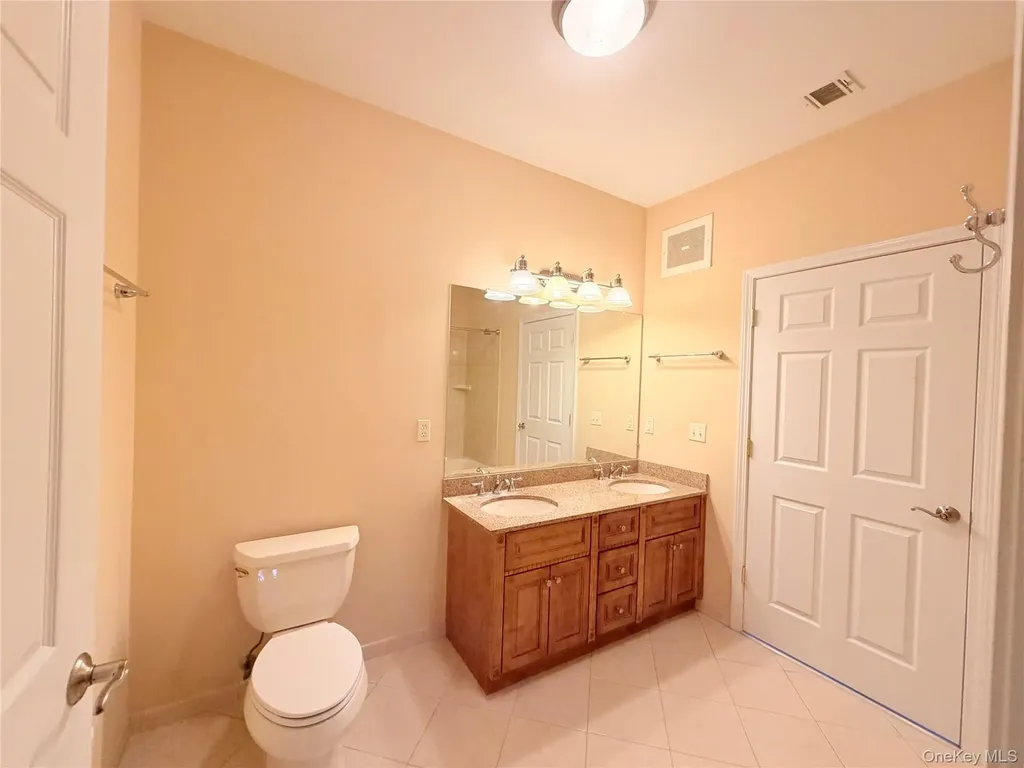 943 Tower Ridge Circle Middletown NY 10941