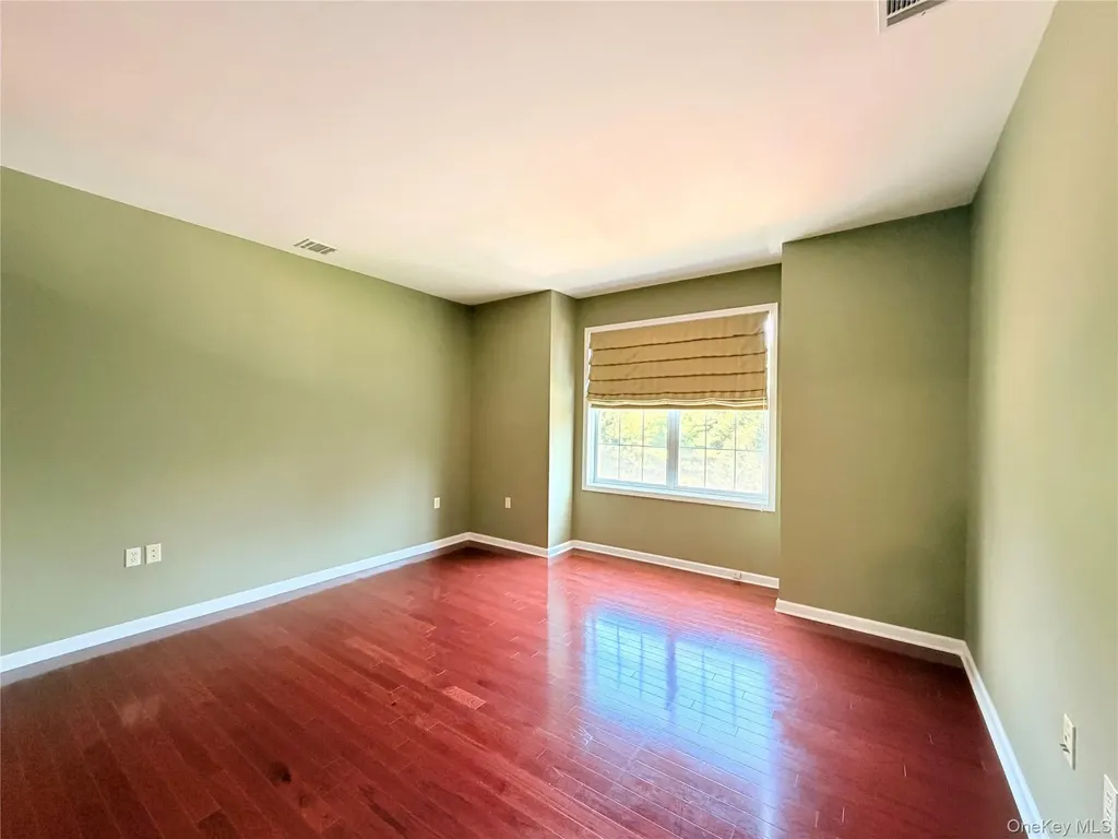 943 Tower Ridge Circle Middletown NY 10941