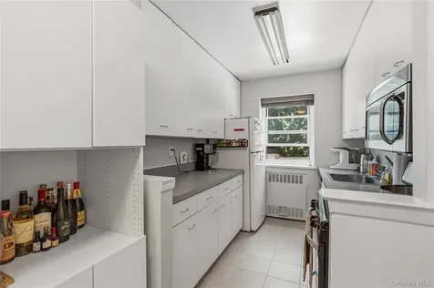 111 E Hartsdale Avenue Hartsdale NY 10530