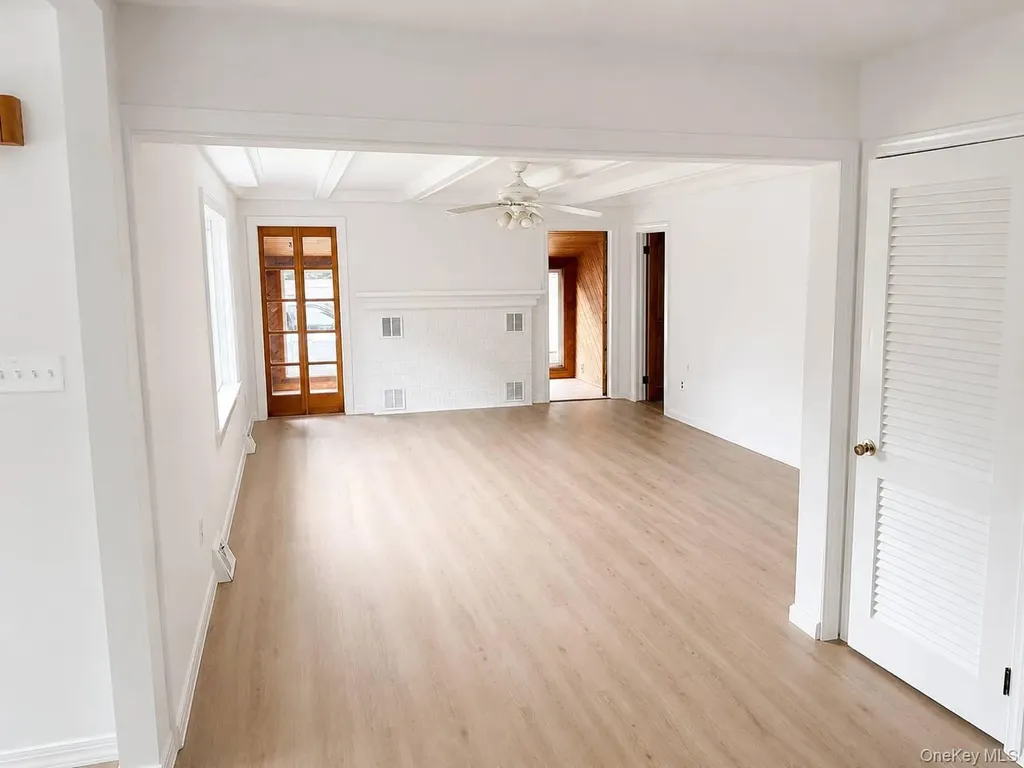 133 Royal Avenue Flanders NY 11901
