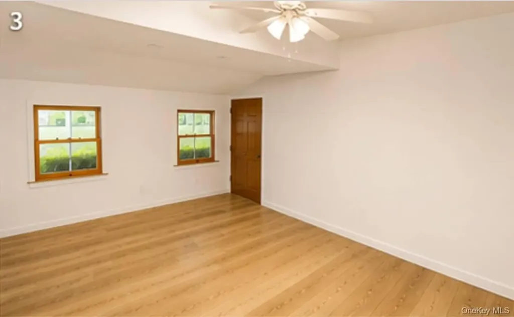 133 Royal Avenue Flanders NY 11901