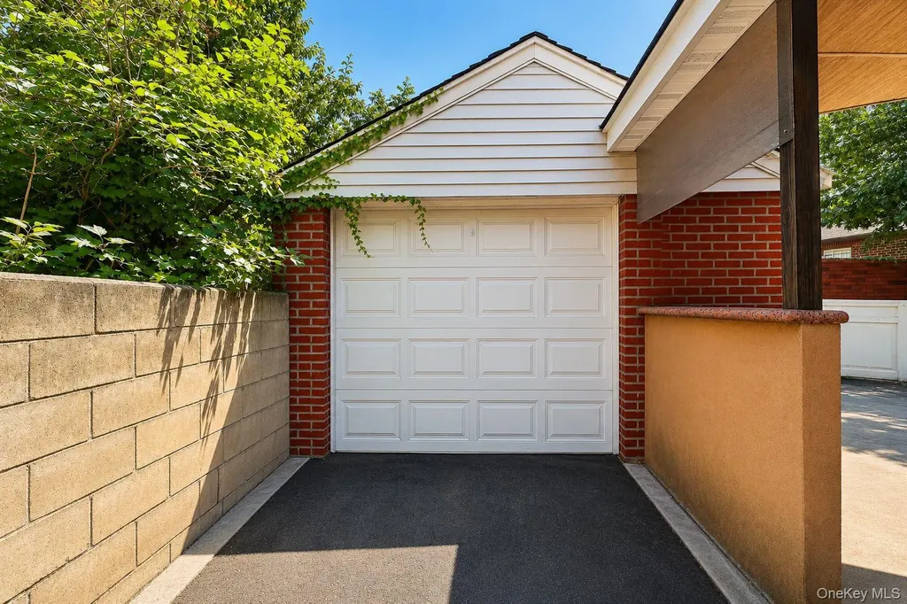 143-18 84th Avenue Briarwood NY 11435