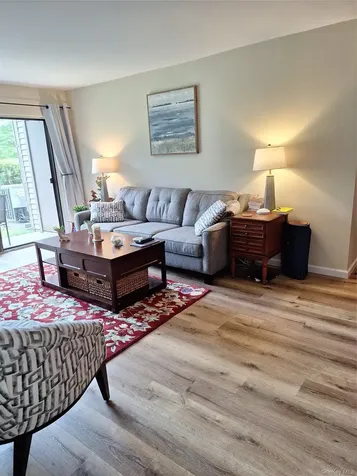 72 Scenic Yorktown Heights NY 10598