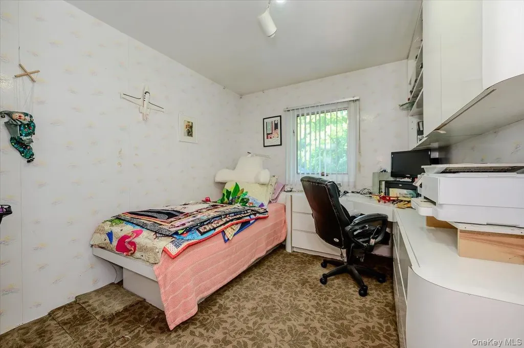 239 Hungry Harbor Road North Woodmere NY 11581