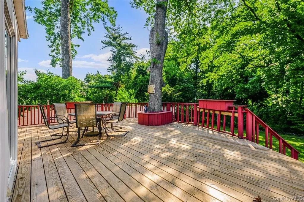 239 Hungry Harbor Road North Woodmere NY 11581