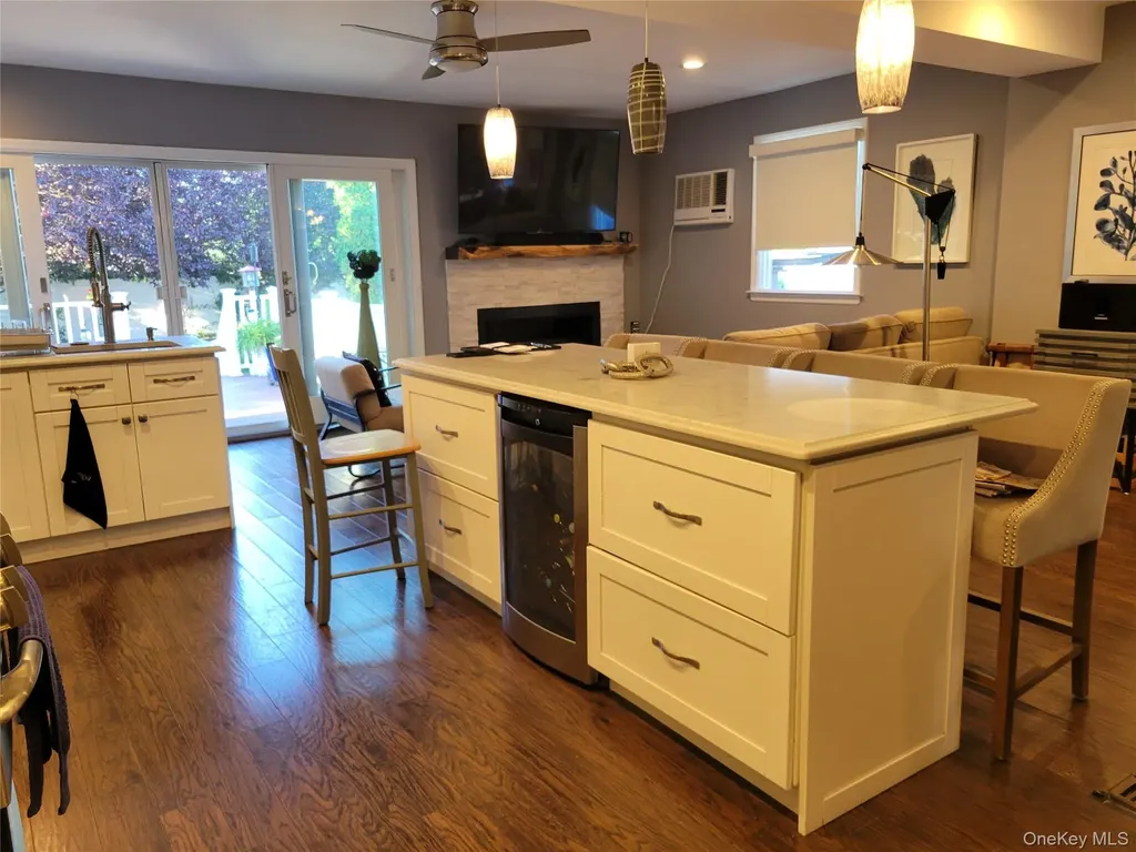 152 Norfeld Boulevard Elmont NY 11003