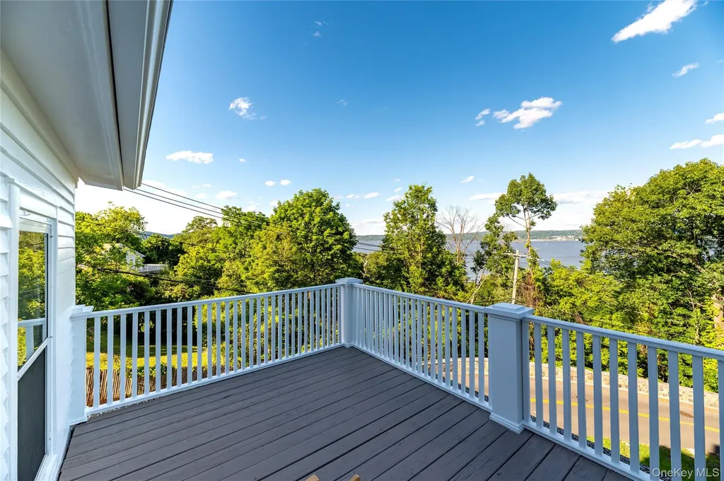 34 Old Mountain Road Nyack NY 10960