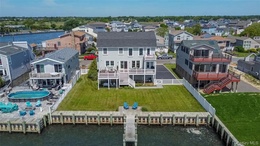30 Milton Road Babylon NY 11702