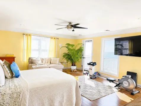 30 Milton Road Babylon NY 11702