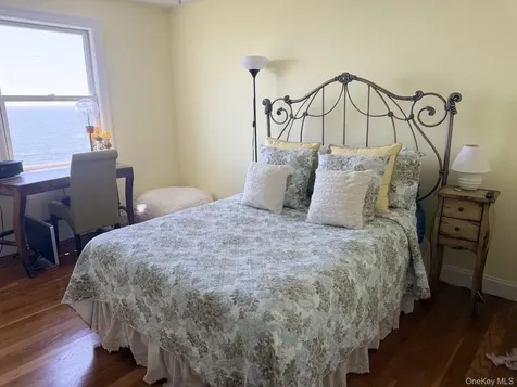 30 Milton Road Babylon NY 11702