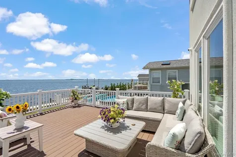 30 Milton Road Babylon NY 11702