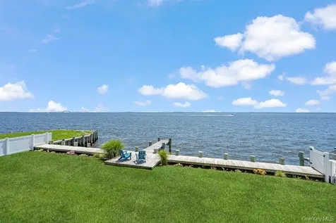 30 Milton Road Babylon NY 11702