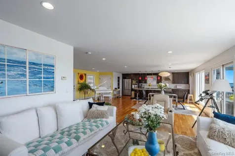 30 Milton Road Babylon NY 11702