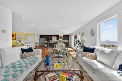 30 Milton Road Babylon NY 11702