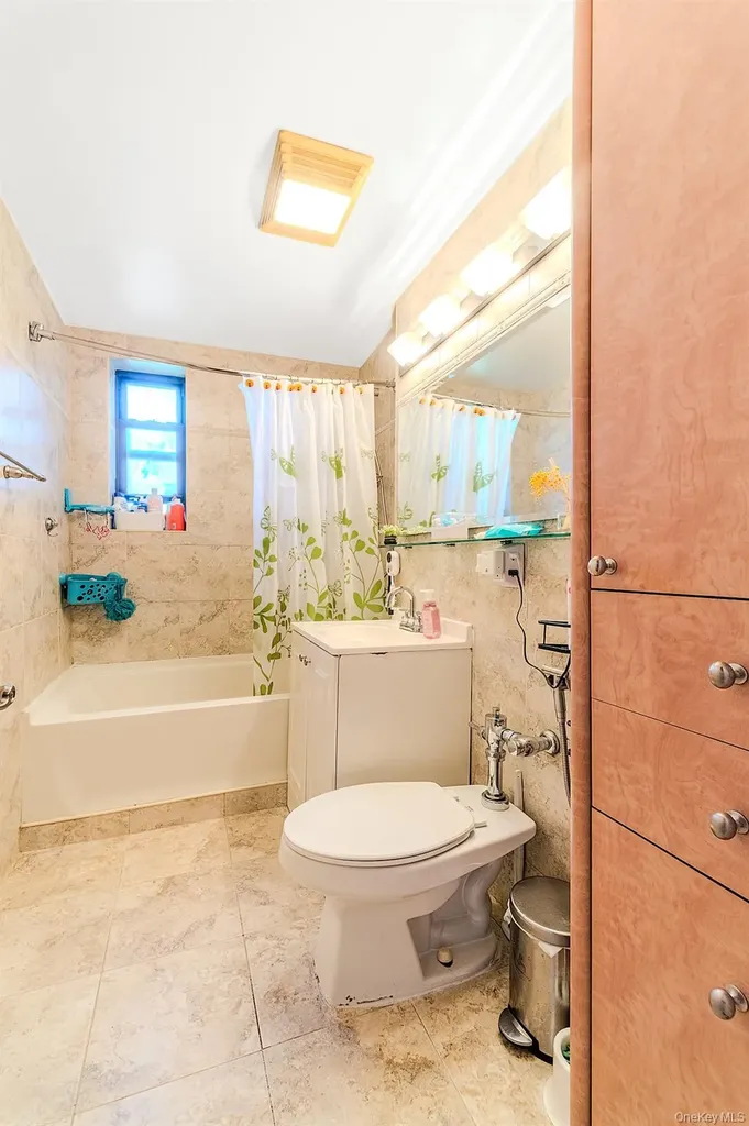 2685 E 7th Street Brooklyn NY 11235
